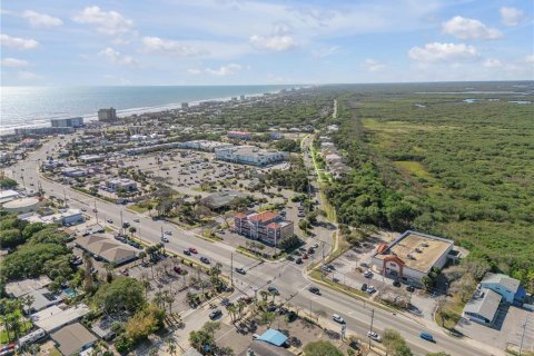 Commercial property in New Smyrna Beach, Florida № 1812932 - photo 27