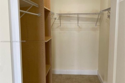 Copropriété à vendre à Hallandale Beach, Floride: 1 chambre, 85.01 m2 № 2341066 - photo 15