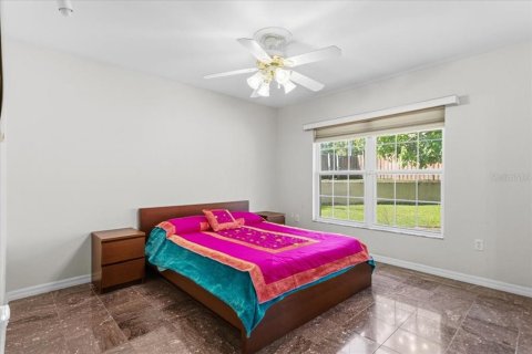 House in Lake City, Florida 4 bedrooms, 292.64 sq.m. № 2147734 - photo 21