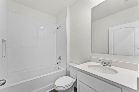 House in Kissimmee, Florida 3 bedrooms, 155.33 sq.m. № 1883673 - photo 17