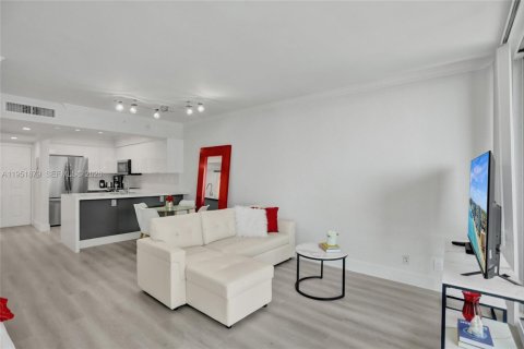 Снять в аренду кондоминиум в Холливуд, Флорида 44.78м2, № 2006075 - фото 15