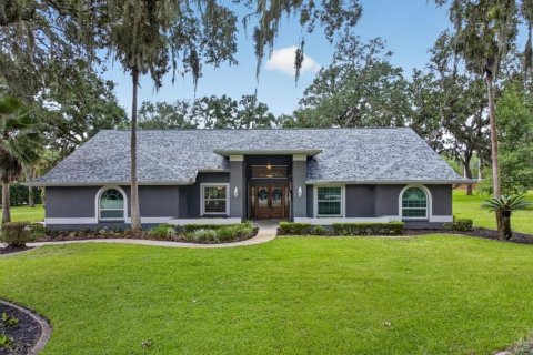 House in Spring Hill, Florida 3 bedrooms, 235.79 sq.m. № 2199751