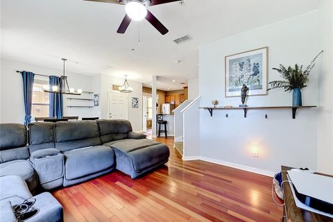 Adosado en venta en Sanford, Florida, 3 dormitorios, 142.14 m2 № 2204825 - foto 2