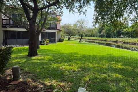 Touwnhouse à louer à Plantation, Floride: 3 chambres, 122.45 m2 № 2087802 - photo 5