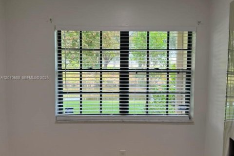 Touwnhouse à louer à Plantation, Floride: 3 chambres, 122.45 m2 № 2087802 - photo 16