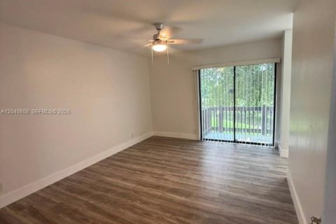 Touwnhouse à louer à Plantation, Floride: 3 chambres, 122.45 m2 № 2087802 - photo 24