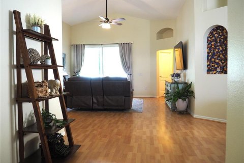 Купить виллу или дом в Уэсли-Чепел, Флорида 5 комнат, 153.66м2, № 1669879 - фото 7