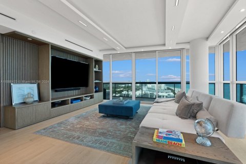 Condo in Miami Beach, Florida, 5 bedrooms  № 1763844 - photo 4