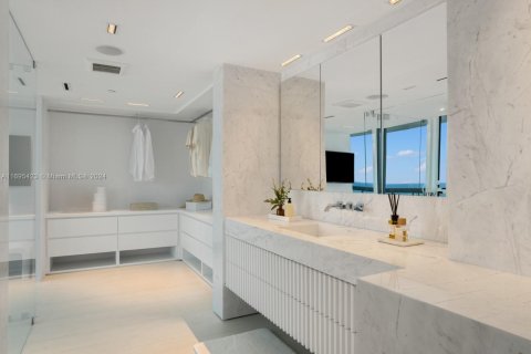 Condo in Miami Beach, Florida, 5 bedrooms  № 1763844 - photo 19