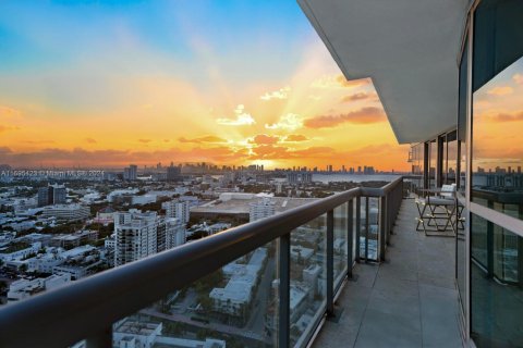 Condo in Miami Beach, Florida, 5 bedrooms  № 1763844 - photo 13