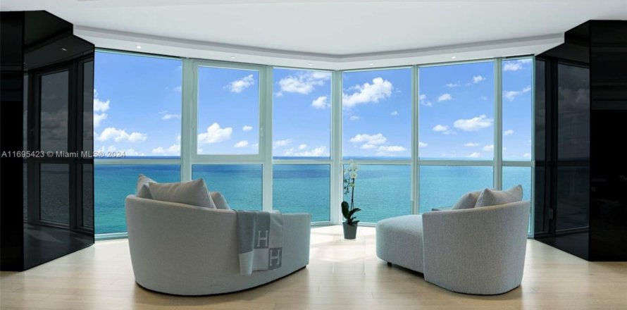 Condo in Miami Beach, Florida, 5 bedrooms № 1763844