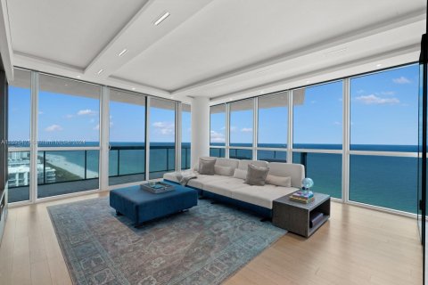 Condo in Miami Beach, Florida, 5 bedrooms  № 1763844 - photo 5