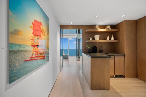 Condo in Miami Beach, Florida, 5 bedrooms  № 1763844 - photo 7
