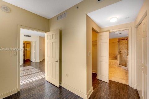 Condominio en alquiler en Plantation, Florida, 2 dormitorios, 106.28 m2 № 2056564 - foto 19