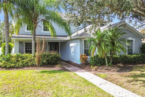 Villa ou maison à louer à Oviedo, Floride: 4 chambres, 274.62 m2 № 2425766 - photo 3