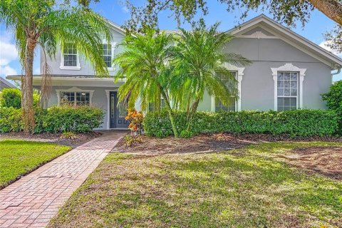 Villa ou maison à Oviedo, Floride 4 chambres, 274.62 m2 № 2425766