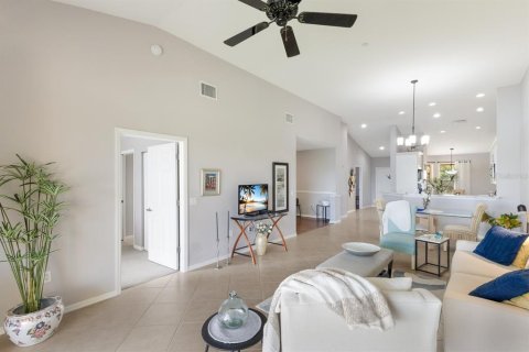 Condo in Lakewood Ranch, Florida, 2 bedrooms  № 1854679 - photo 22