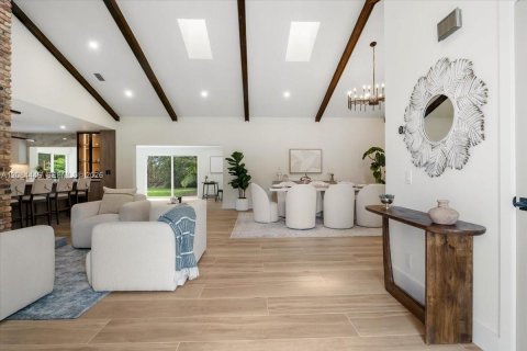 Villa ou maison à vendre à Southwest Ranches, Floride: 4 chambres, 241.17 m2 № 2352135 - photo 3
