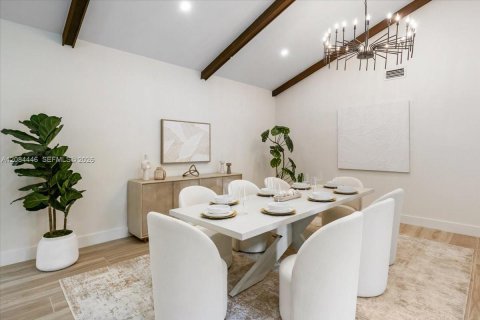 Villa ou maison à vendre à Southwest Ranches, Floride: 4 chambres, 241.17 m2 № 2352135 - photo 7