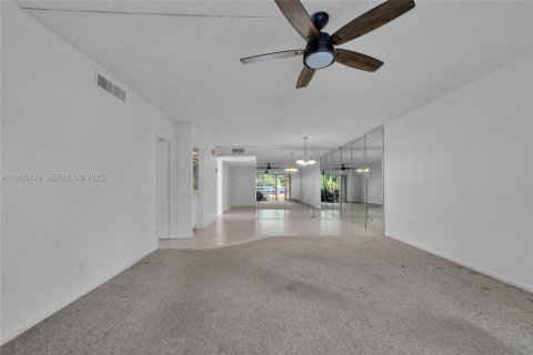 Condominio en venta en Weston, Florida, 2 dormitorios, 116.69 m2 № 1984532 - foto 6