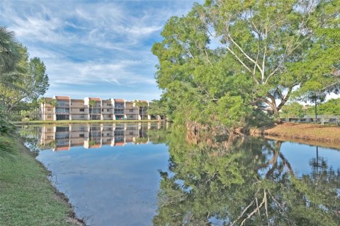 Condominio en venta en Weston, Florida, 2 dormitorios, 116.69 m2 № 1984532 - foto 28