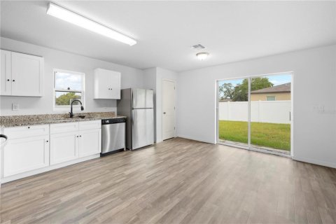 House in Brooksville, Florida 3 bedrooms, 154.22 sq.m. № 1883474 - photo 7
