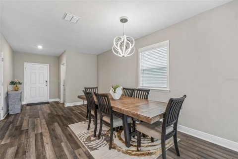 House in Wesley Chapel, Florida 4 bedrooms, 303.7 sq.m. № 2157153 - photo 11