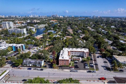 Condominio en alquiler en Fort Lauderdale, Florida, 2 dormitorios, 55.74 m2 № 2077684 - foto 6
