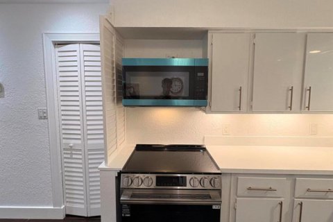 Condominio en alquiler en Fort Lauderdale, Florida, 2 dormitorios, 55.74 m2 № 2077684 - foto 14