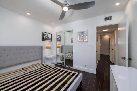 Condominio en alquiler en Fort Lauderdale, Florida, 2 dormitorios, 55.74 m2 № 2077684 - foto 20