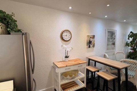 Condominio en alquiler en Fort Lauderdale, Florida, 2 dormitorios, 55.74 m2 № 2077684 - foto 17