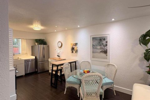 Condominio en alquiler en Fort Lauderdale, Florida, 2 dormitorios, 55.74 m2 № 2077684 - foto 12