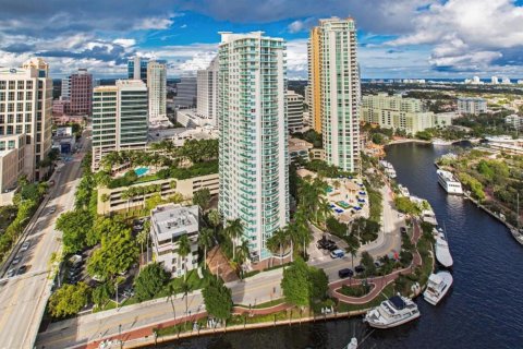 Condominio en alquiler en Fort Lauderdale, Florida, 2 dormitorios, 55.74 m2 № 2077684 - foto 8