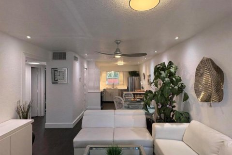 Condominio en alquiler en Fort Lauderdale, Florida, 2 dormitorios, 55.74 m2 № 2077684 - foto 25