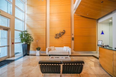 Condo in Miami, Florida, 1 bedroom  № 1736202 - photo 24