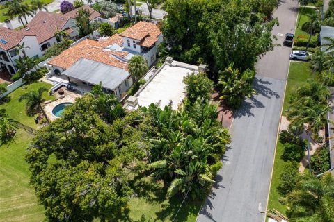 Land in Saint Petersburg, Florida № 1909351 - photo 2