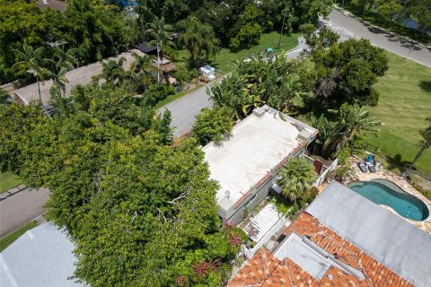 Land in Saint Petersburg, Florida № 1909351 - photo 4