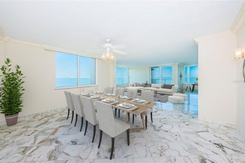 Condo in Dunedin, Florida, 2 bedrooms  № 1524077 - photo 12