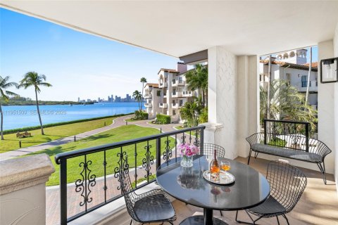 Copropriété à vendre à Miami Beach, Floride: 2 chambres, 177.63 m2 № 2011000 - photo 8