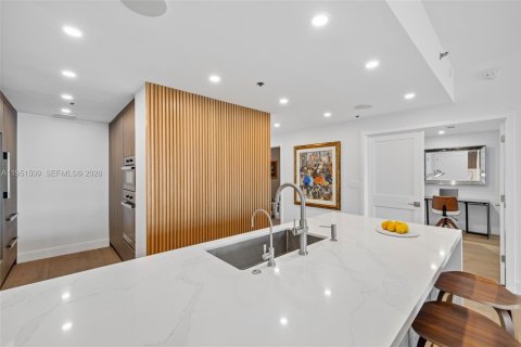 Copropriété à vendre à Miami Beach, Floride: 2 chambres, 177.63 m2 № 2011000 - photo 16