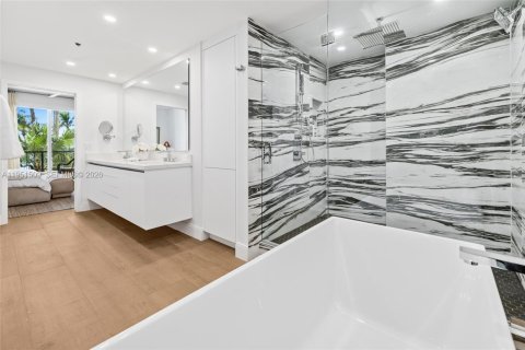 Copropriété à vendre à Miami Beach, Floride: 2 chambres, 177.63 m2 № 2011000 - photo 29