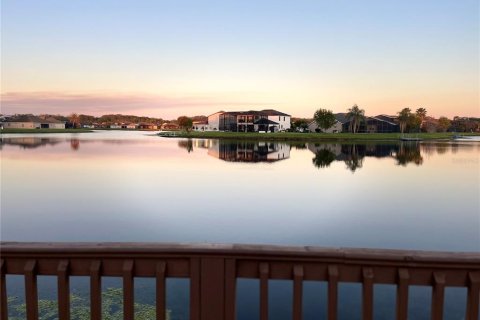 Villa ou maison à vendre à Kissimmee, Floride: 4 chambres, 179.77 m2 № 2218969 - photo 3