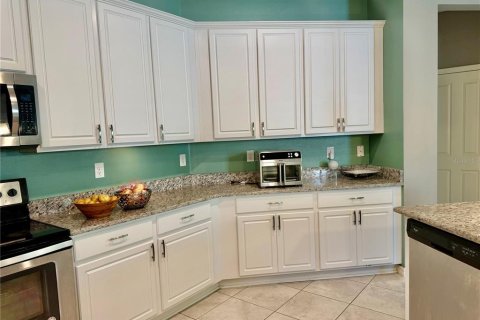 Villa ou maison à vendre à Kissimmee, Floride: 4 chambres, 179.77 m2 № 2218969 - photo 6