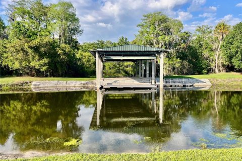 Villa ou maison à vendre à Kissimmee, Floride: 4 chambres, 179.77 m2 № 2218969 - photo 4