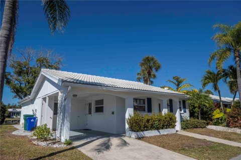 Villa ou maison à vendre à Longboat Key, Floride: 2 chambres, 140.84 m2 № 2220355 - photo 2