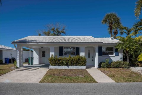 Villa ou maison à Longboat Key, Floride 2 chambres, 140.84 m2 № 2220355