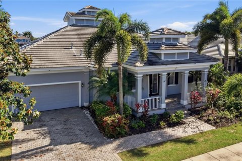 House in Apollo Beach, Florida 4 bedrooms, 322.93 sq.m. № 2151366