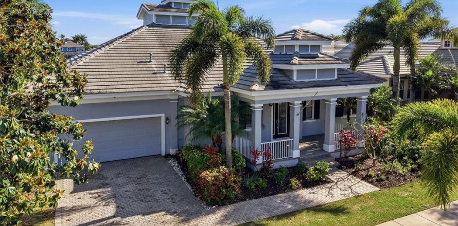 House in Apollo Beach, Florida 4 bedrooms, 322.93 sq.m. № 2151366