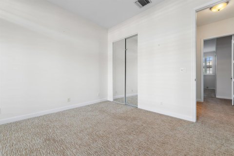 Adosado en venta en North Palm Beach, Florida, 4 dormitorios, 261.06 m2 № 2415823 - foto 30