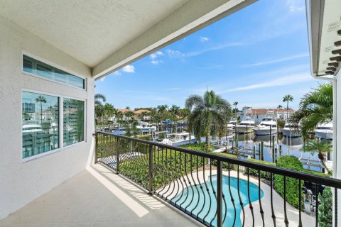 Adosado en venta en North Palm Beach, Florida, 4 dormitorios, 261.06 m2 № 2415823 - foto 29